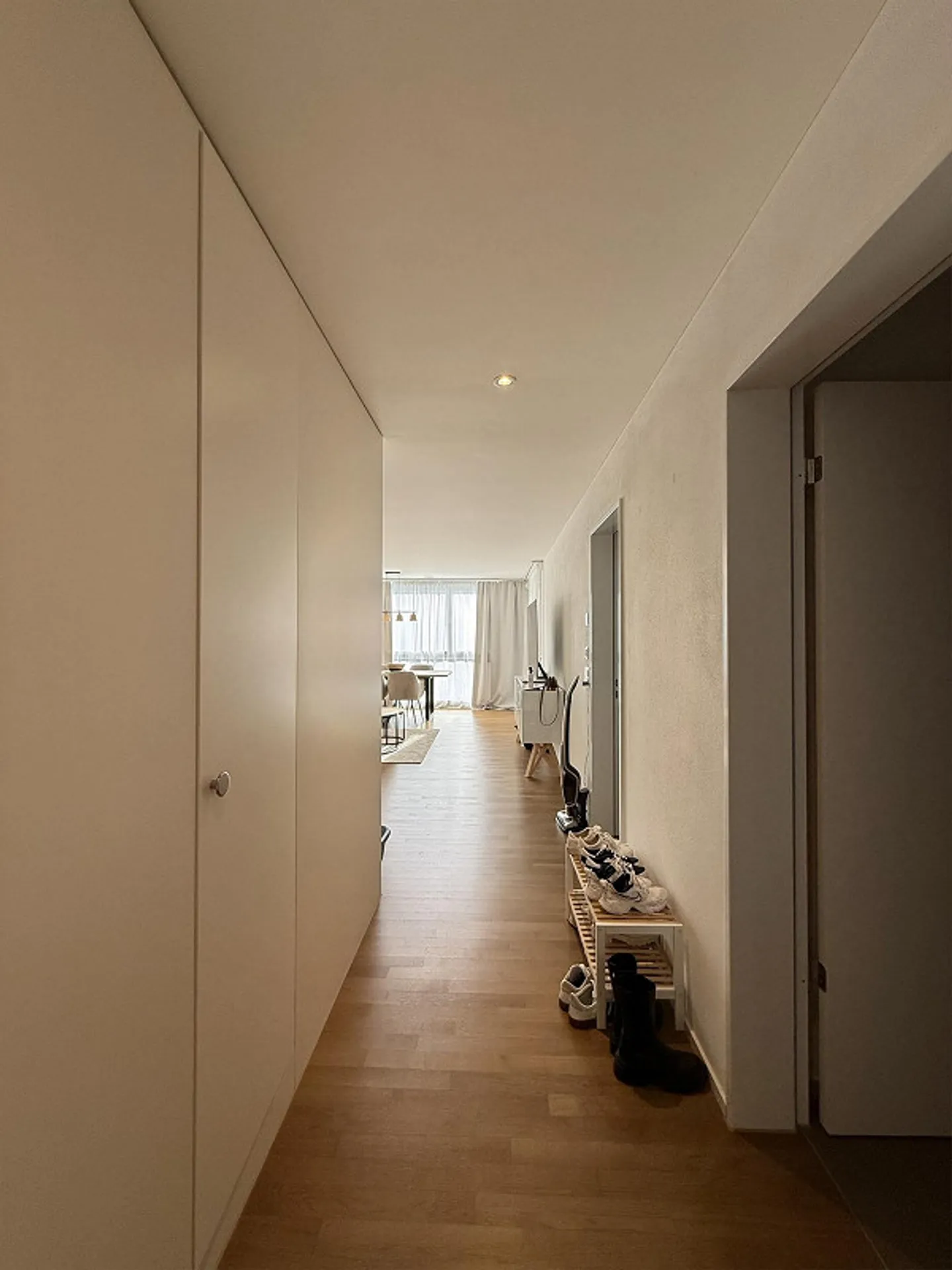 Moderno appartamento di 2,5 stanze con balcone a Emmen - Foto 3 di 7