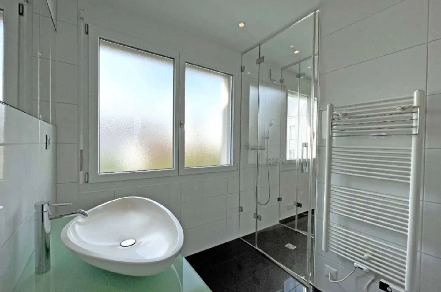 Light, Comfort and Quality of Life Combined! - Photo 7 of 15