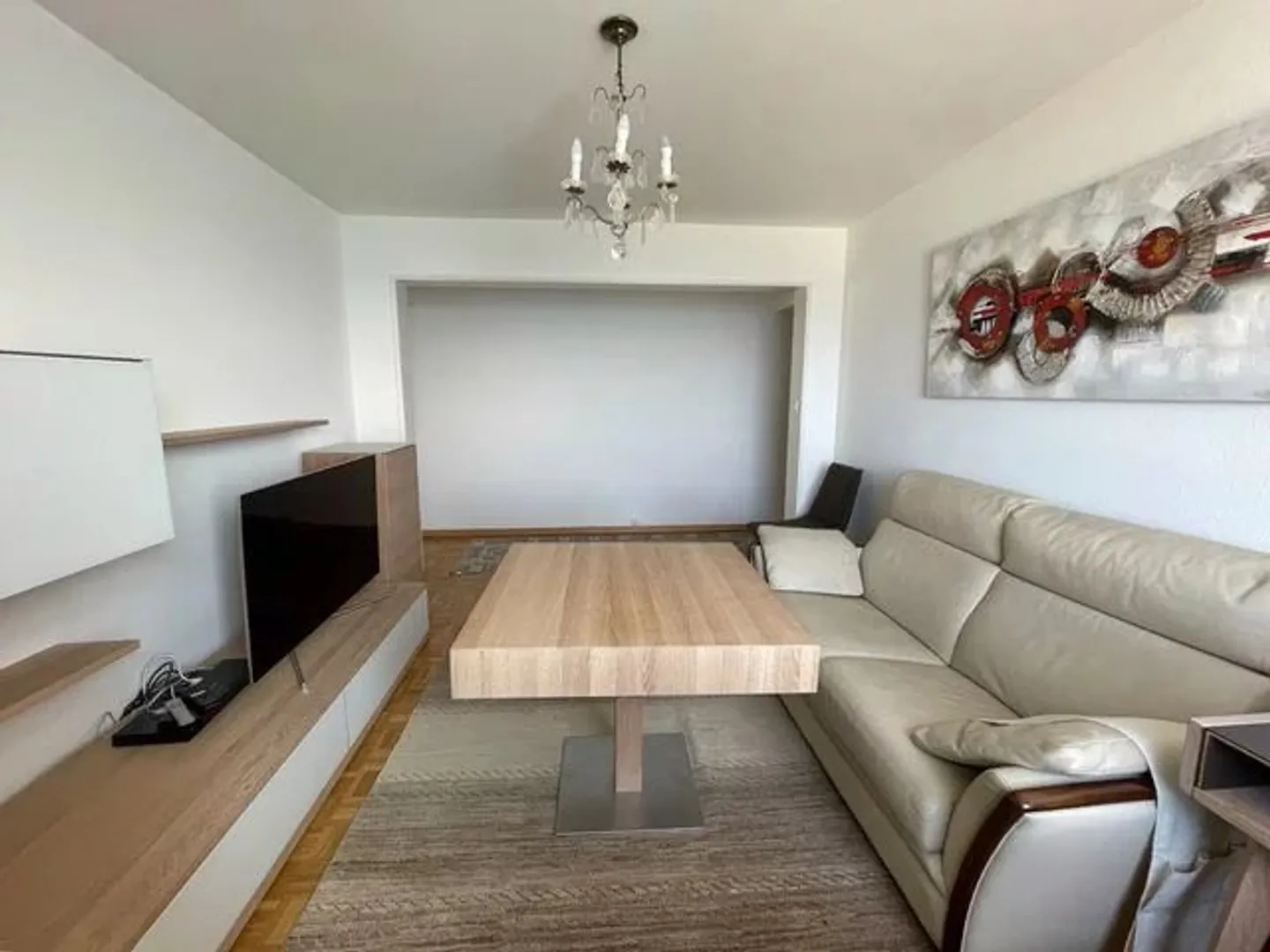 Appartamento arredato con 2 camere al 16° piano con vista su Montreux e sul lago. - Foto 3 di 9