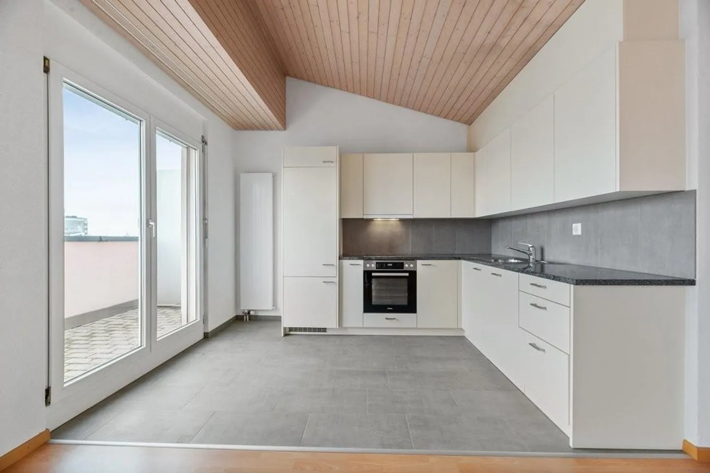 Your View over Rothrist - Photo 2 of 8