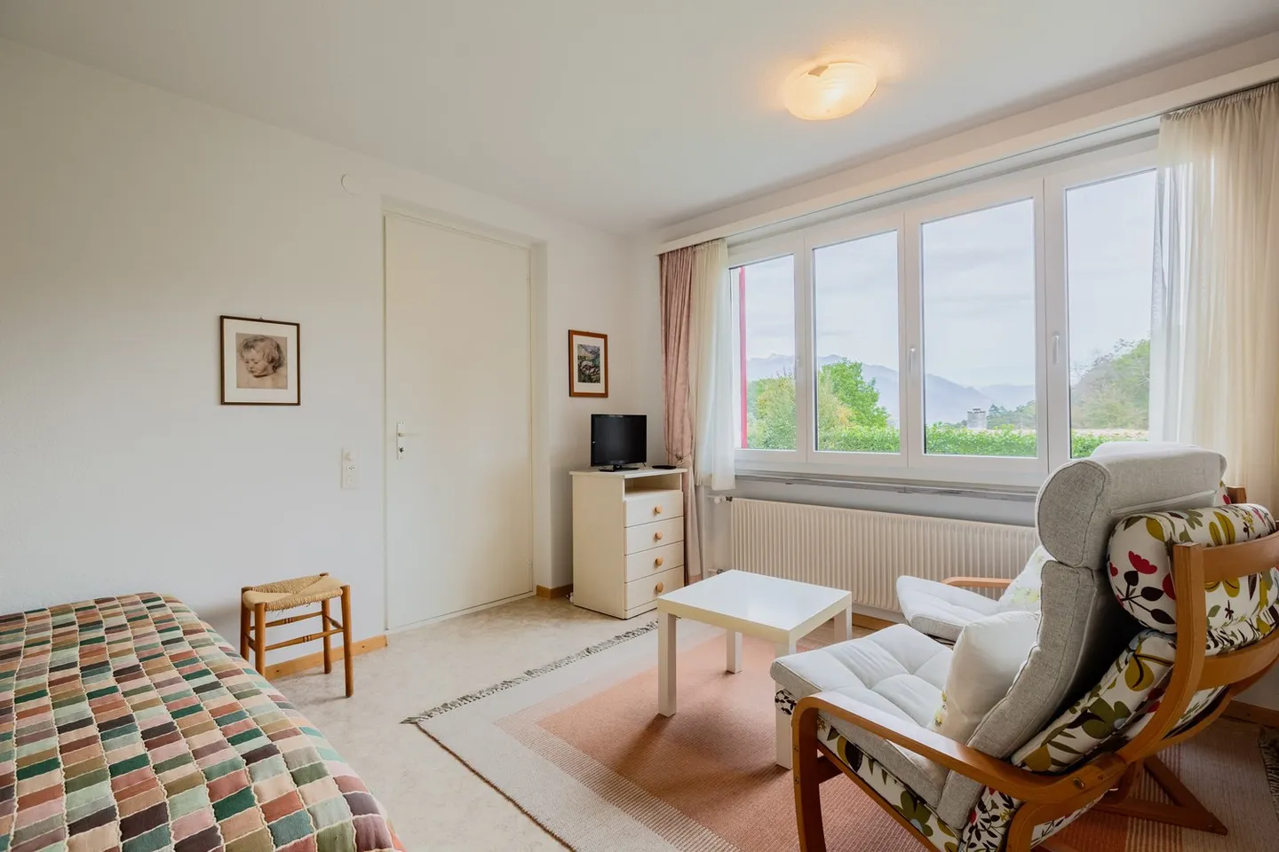 Charmantes Zweifamilienhaus mit Ausbaupotenzial - Foto 5 von 13