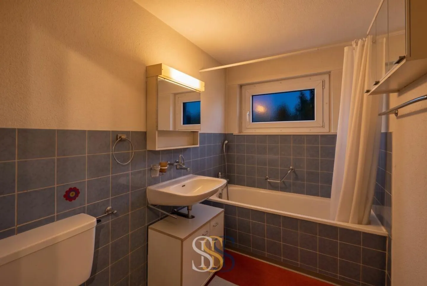 Affascinante casa unifamiliare con vista e grande giardino - Foto 10 di 16