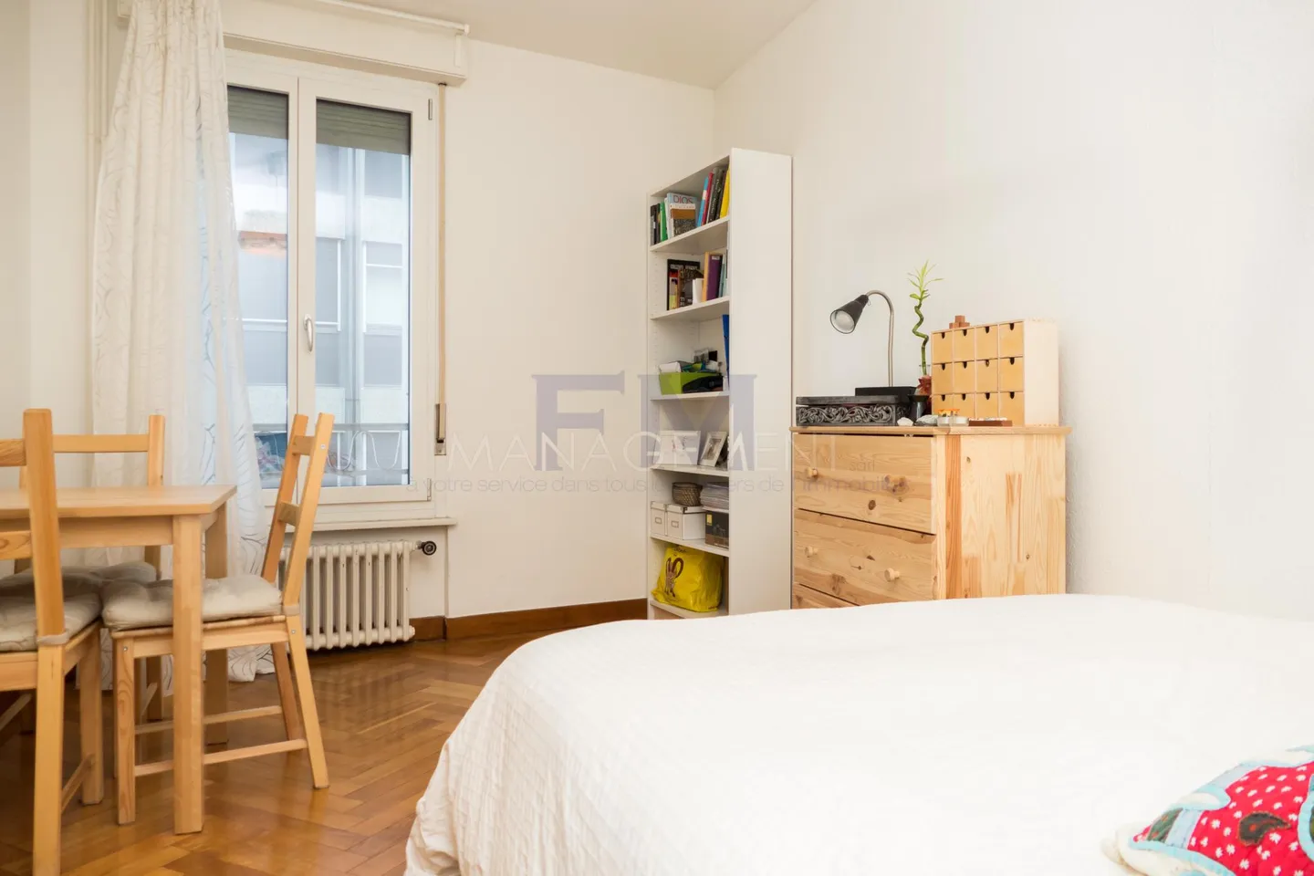 Charmant Appartement au Centre-Ville - Photo 2 sur 4