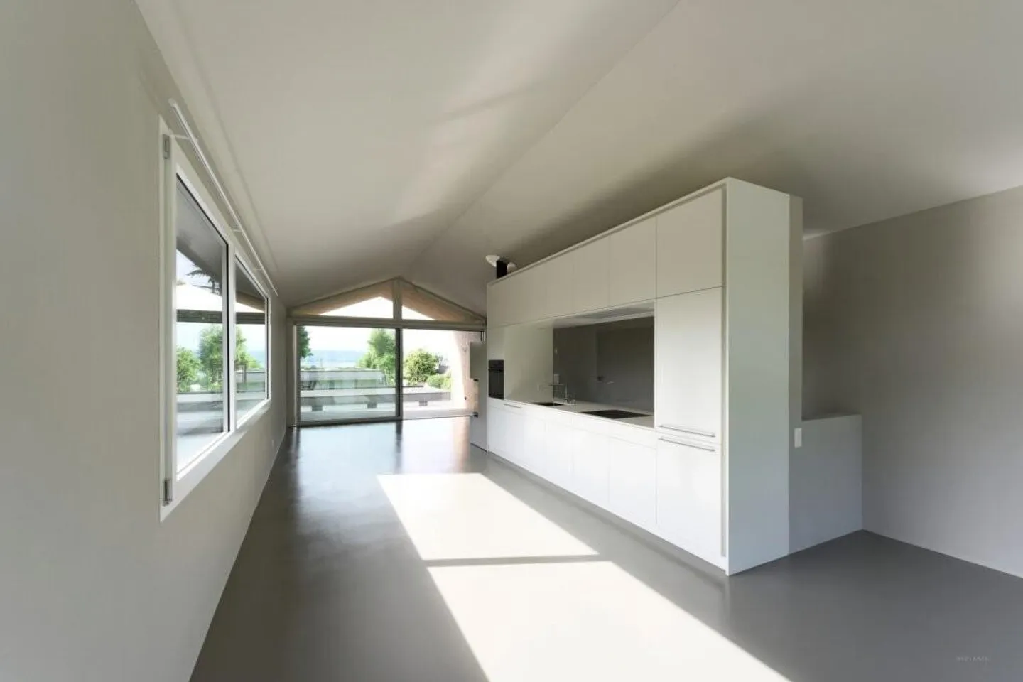 La tua nuova casa da sogno con giardino sul lago di Murten! - Foto 4 di 11