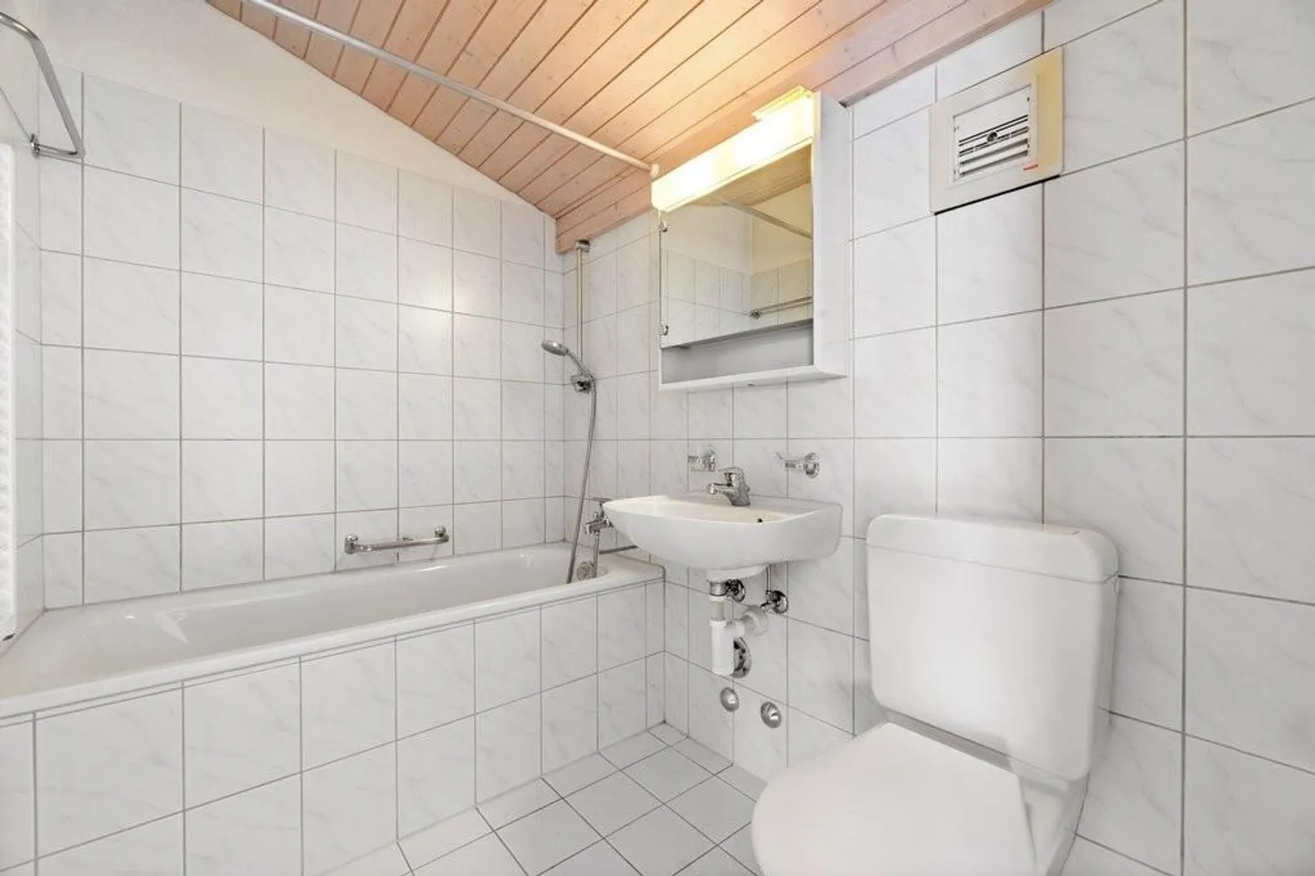 Your View over Rothrist - Photo 3 of 8