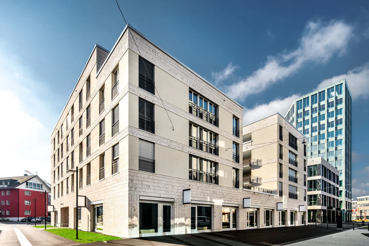 Aeschbachquartier - Spazio commerciale sviluppato e visibile - Foto 4 di 9