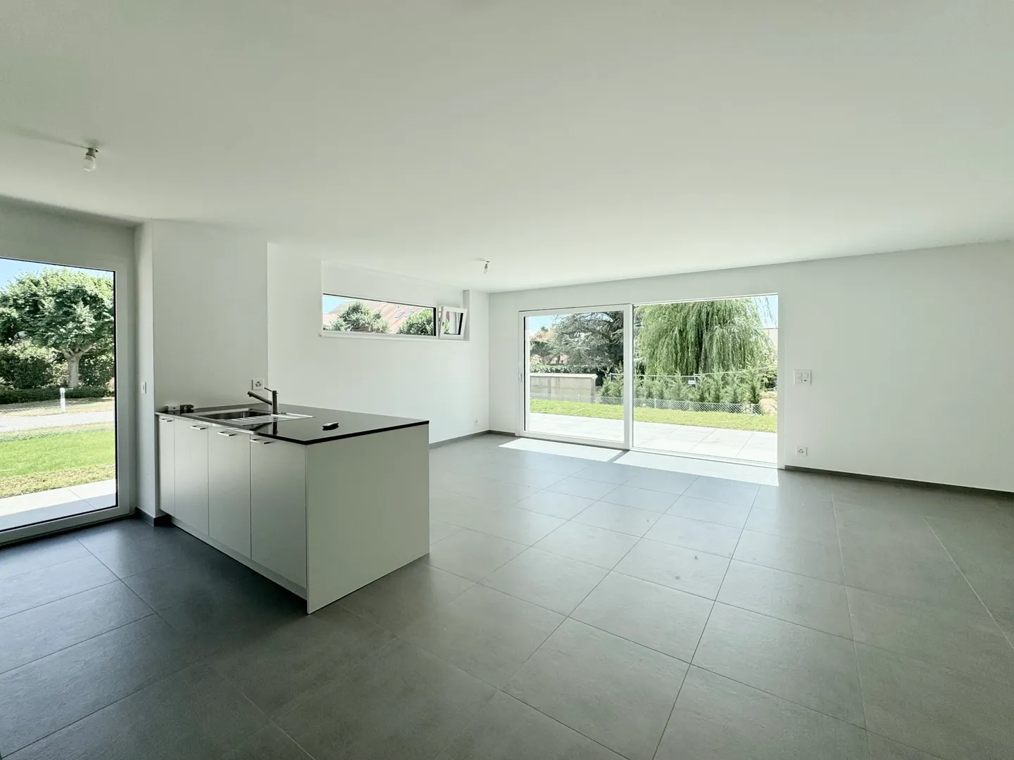 Maison jumelle à vendre - Photo 3 sur 9