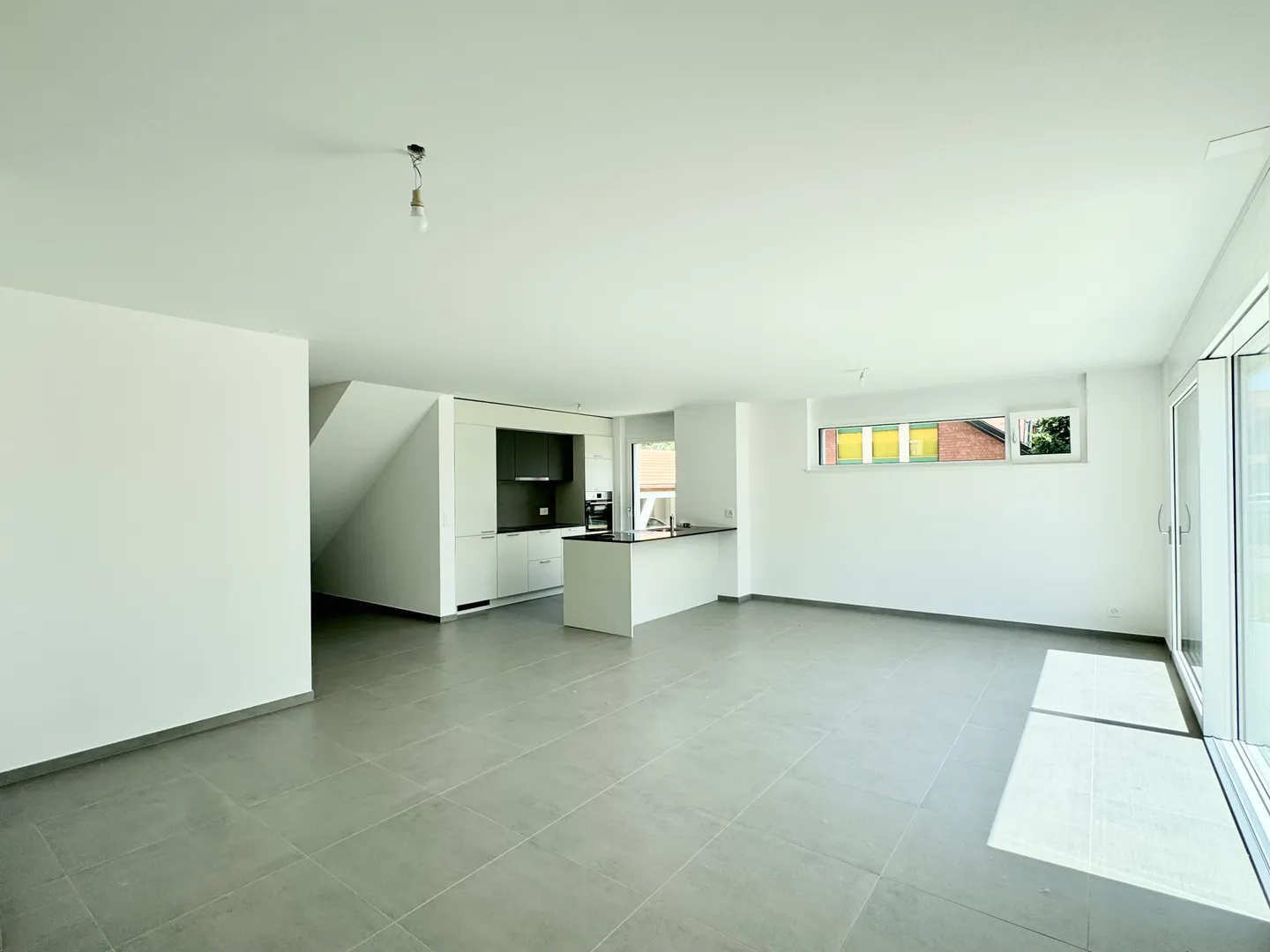 Maison jumelle à vendre - Photo 4 sur 9