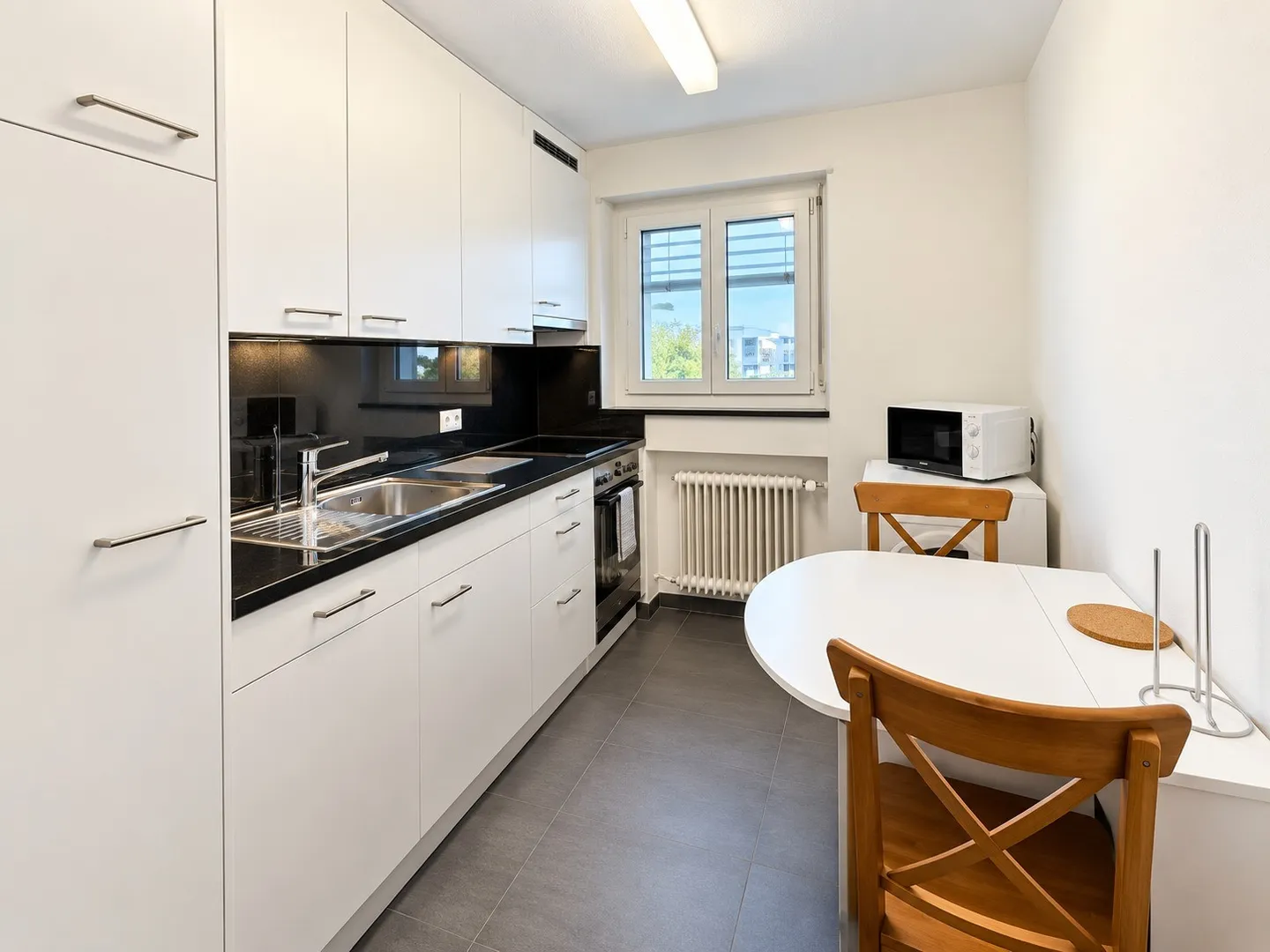 ✨Charmante möblierte 2,5-Zimmer-Wohnung mit Balkon in Dübendorf - Foto 9 von 13