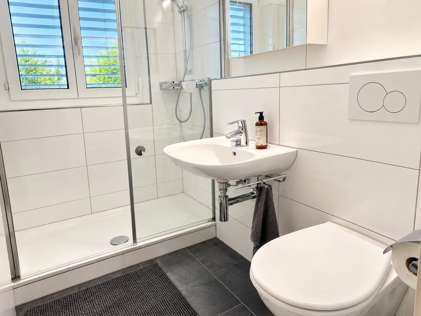 ✨Charmante möblierte 2,5-Zimmer-Wohnung mit Balkon in Dübendorf - Foto 13 von 13