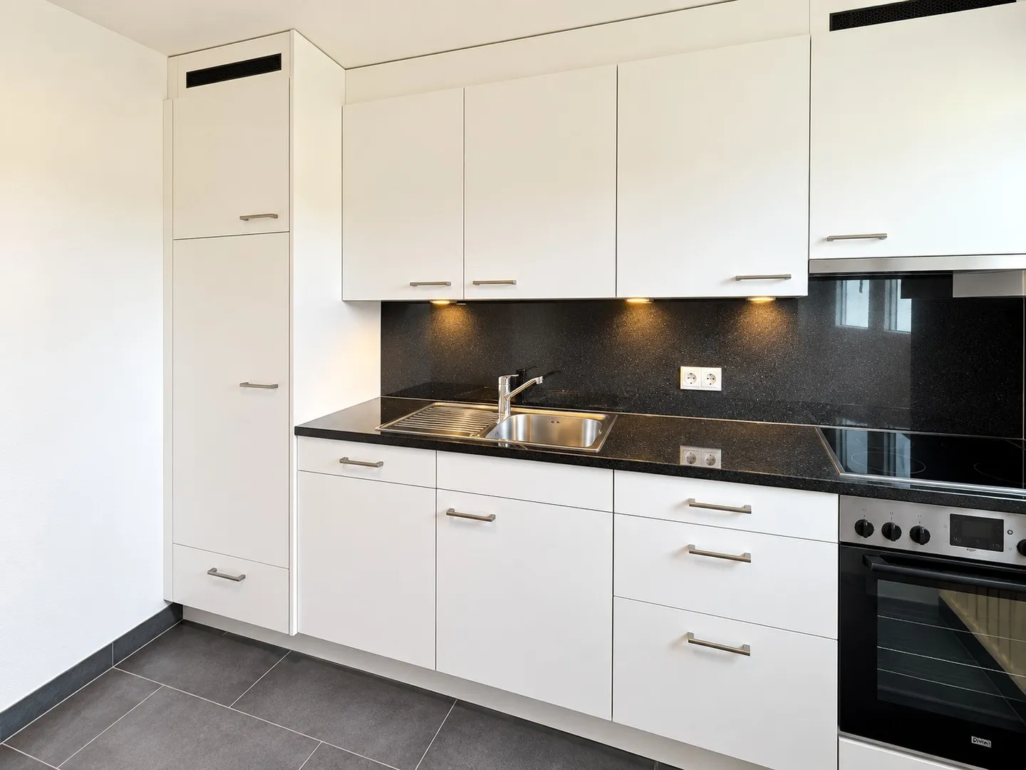 ✨Charmante möblierte 2,5-Zimmer-Wohnung mit Balkon in Dübendorf - Foto 12 von 13