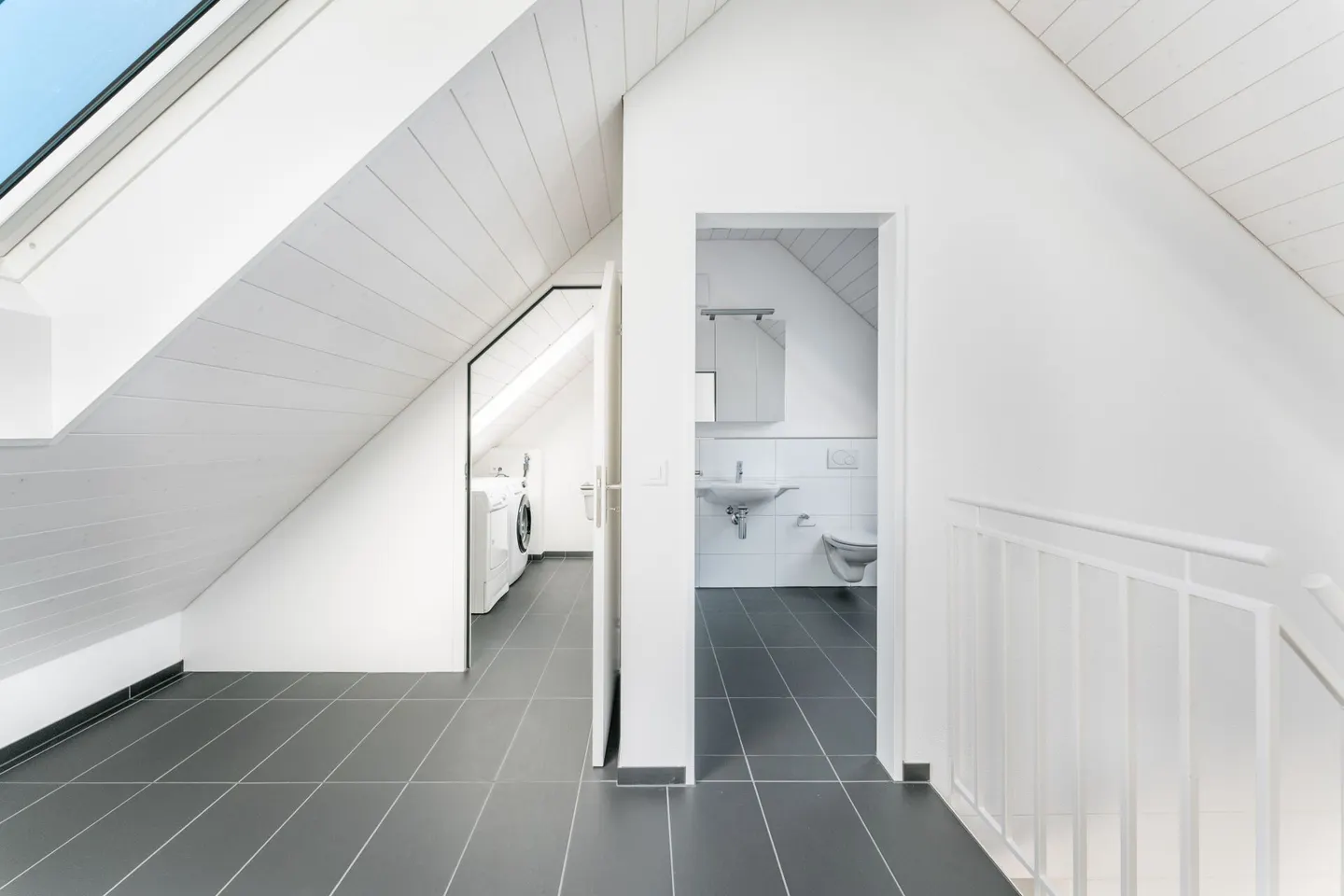Appartement en duplex de 3,5 pièces avec balcon de 26 m² - Photo 7 sur 11
