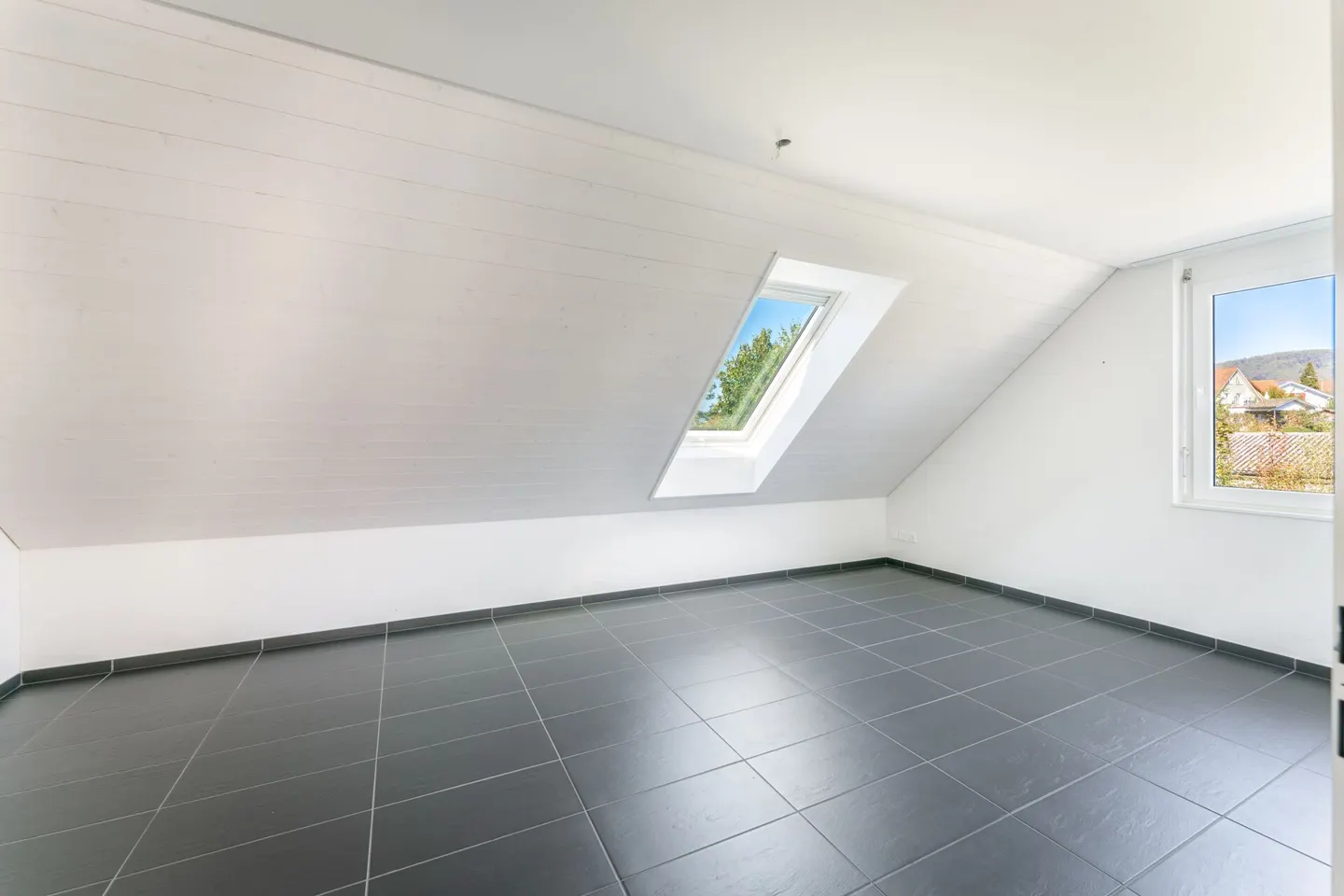 Appartement en duplex de 3,5 pièces avec balcon de 26 m² - Photo 8 sur 11
