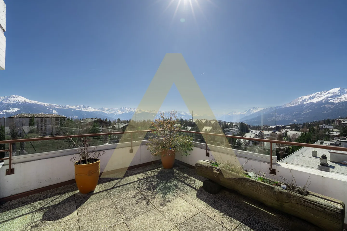Charmante Wohnung in Crans-Montana - Foto 1 von 9