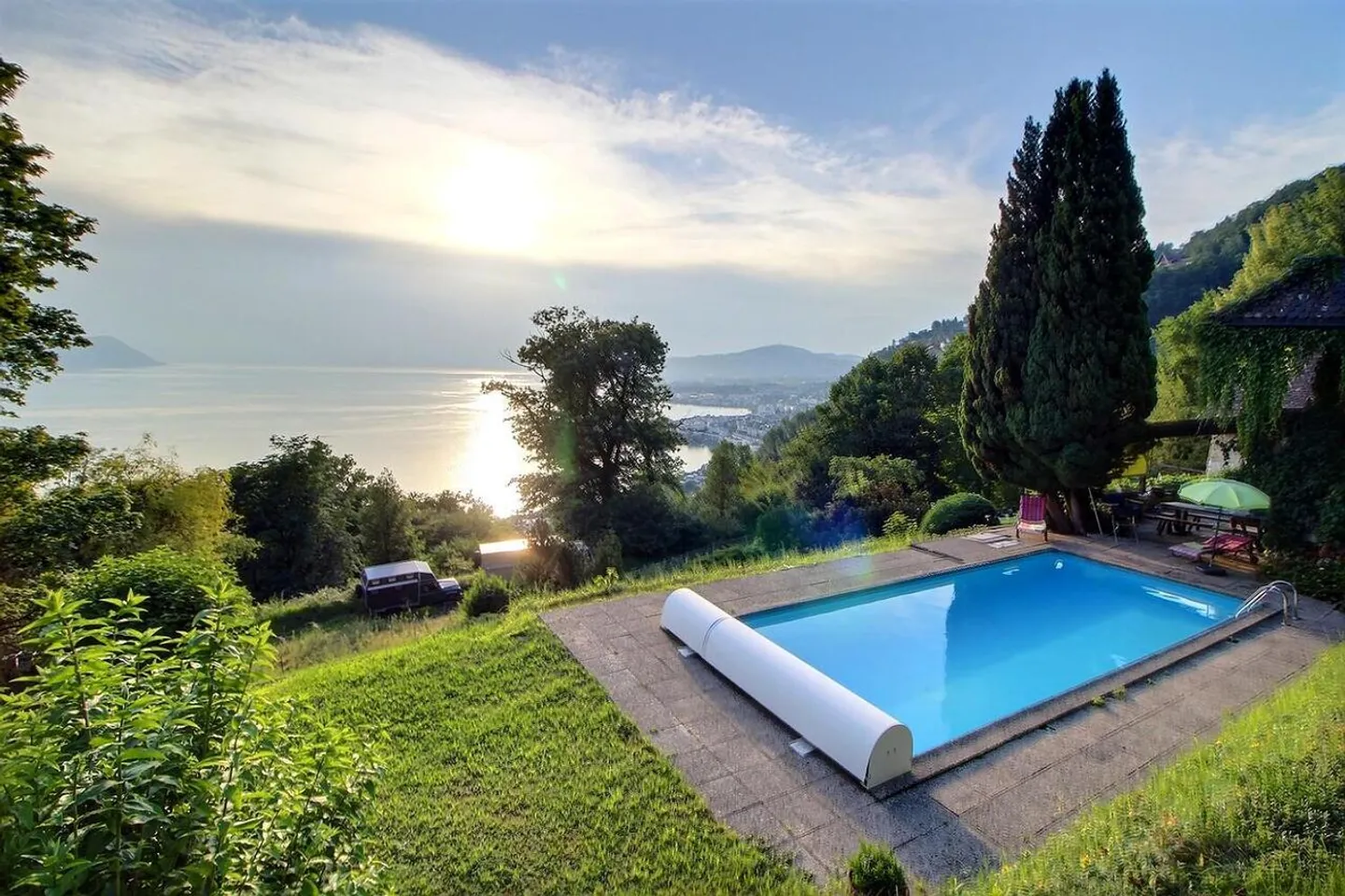 Exceptional House in Occupied Life Annuity Limited to 10 Years – Panoramic View of Lake Geneva - Photo 8 of 19