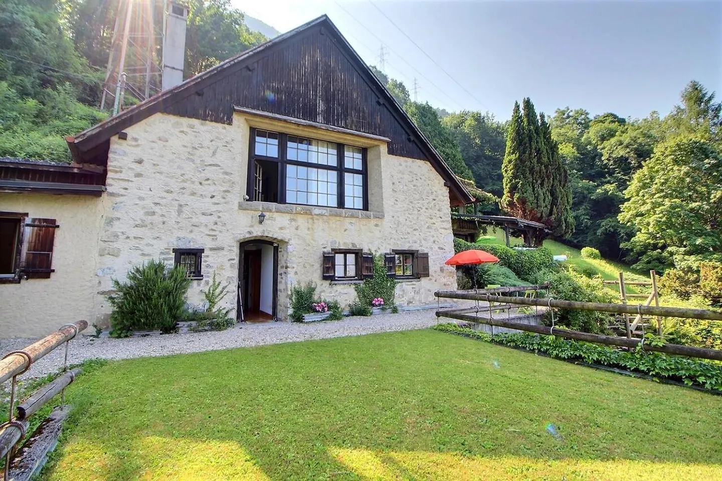 Exceptional House in Occupied Life Annuity Limited to 10 Years – Panoramic View of Lake Geneva - Photo 13 of 19