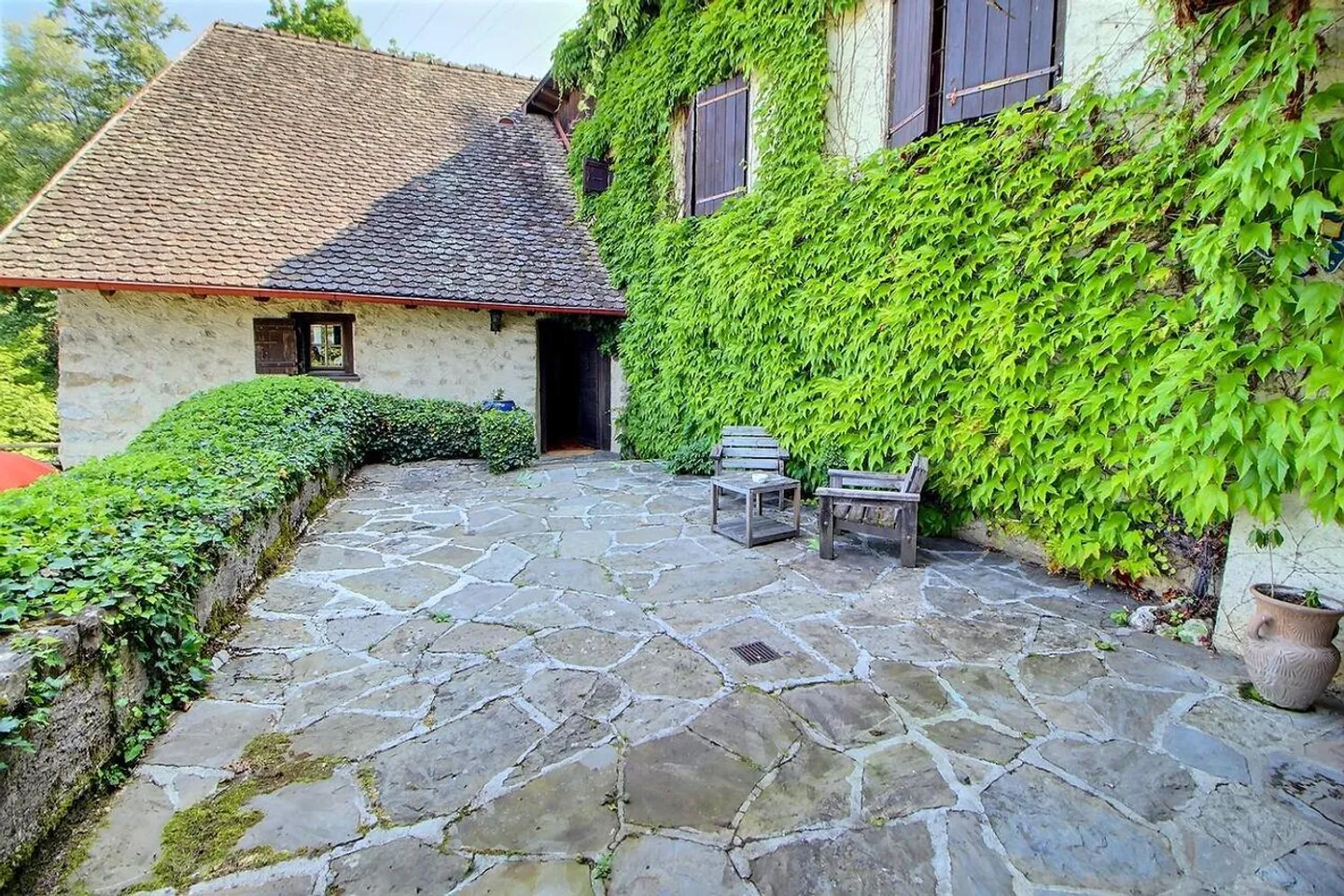 Exceptional House in Occupied Life Annuity Limited to 10 Years – Panoramic View of Lake Geneva - Photo 15 of 19