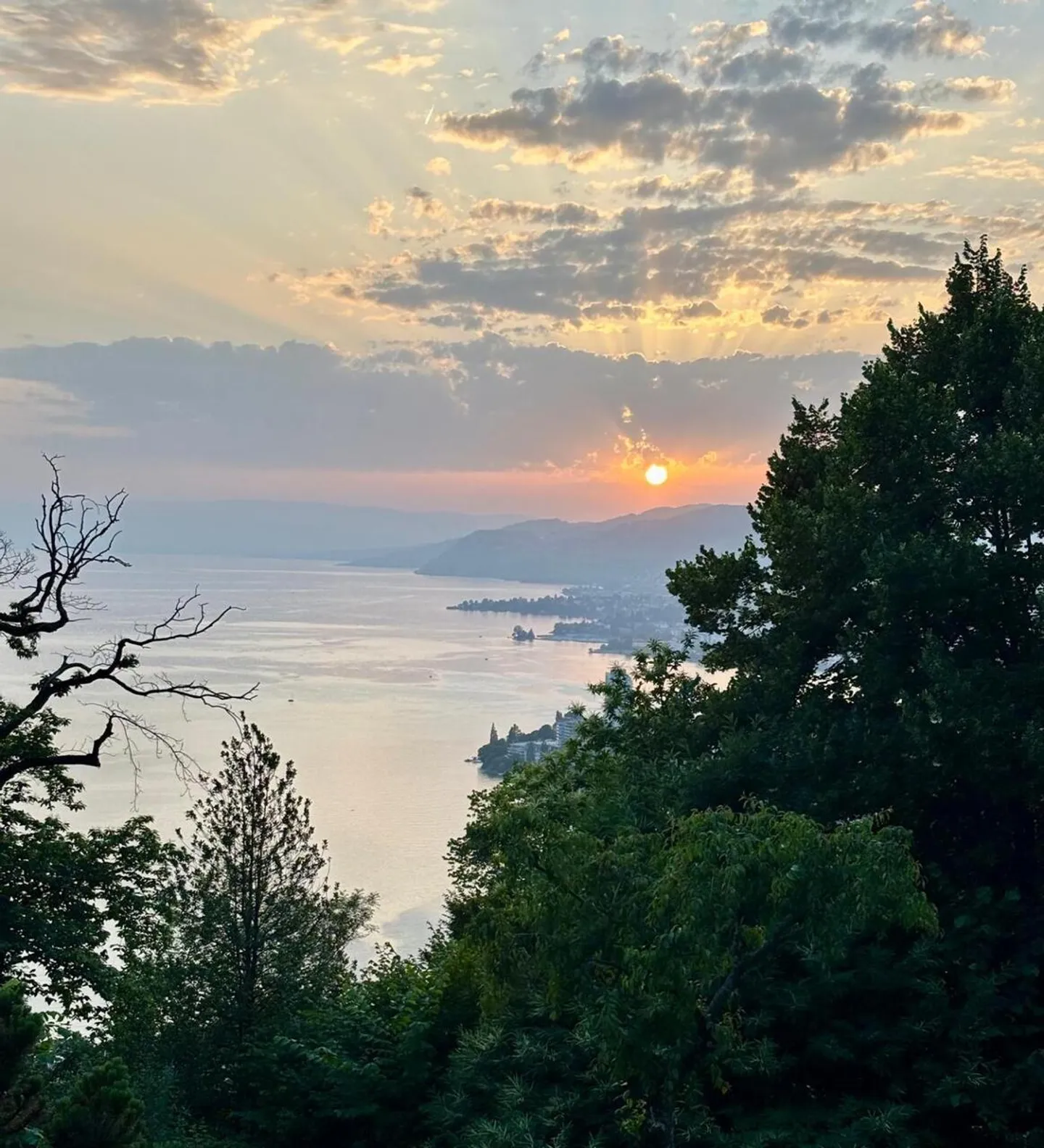 Exceptional House in Occupied Life Annuity Limited to 10 Years – Panoramic View of Lake Geneva - Photo 19 of 19