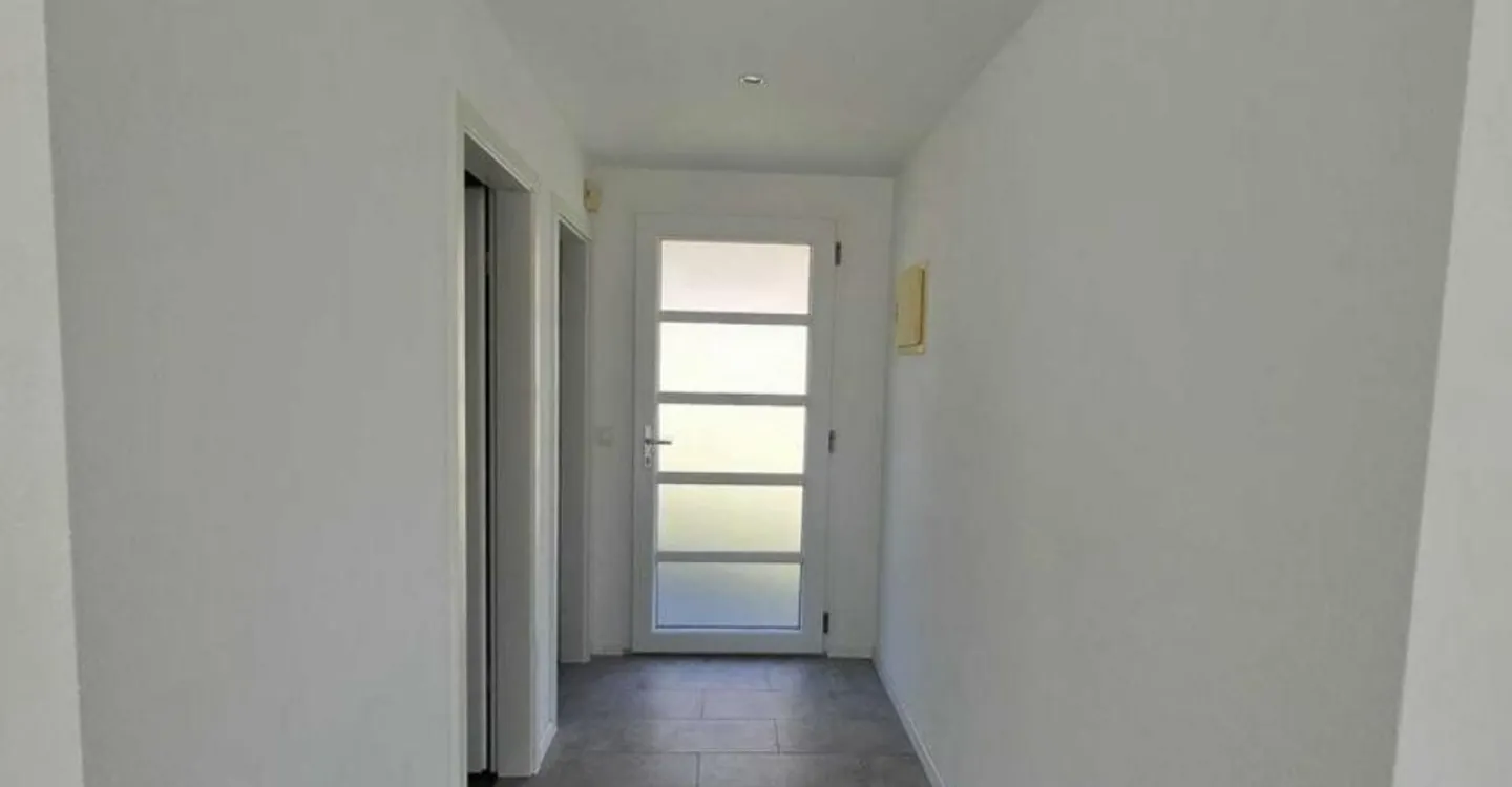 Villa a schiera di 5,5 stanze a Romont - Foto 4 di 12