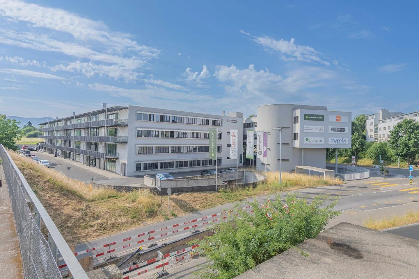 Moderne Büroflächen in Münchenbuchsee - Foto 2 von 13