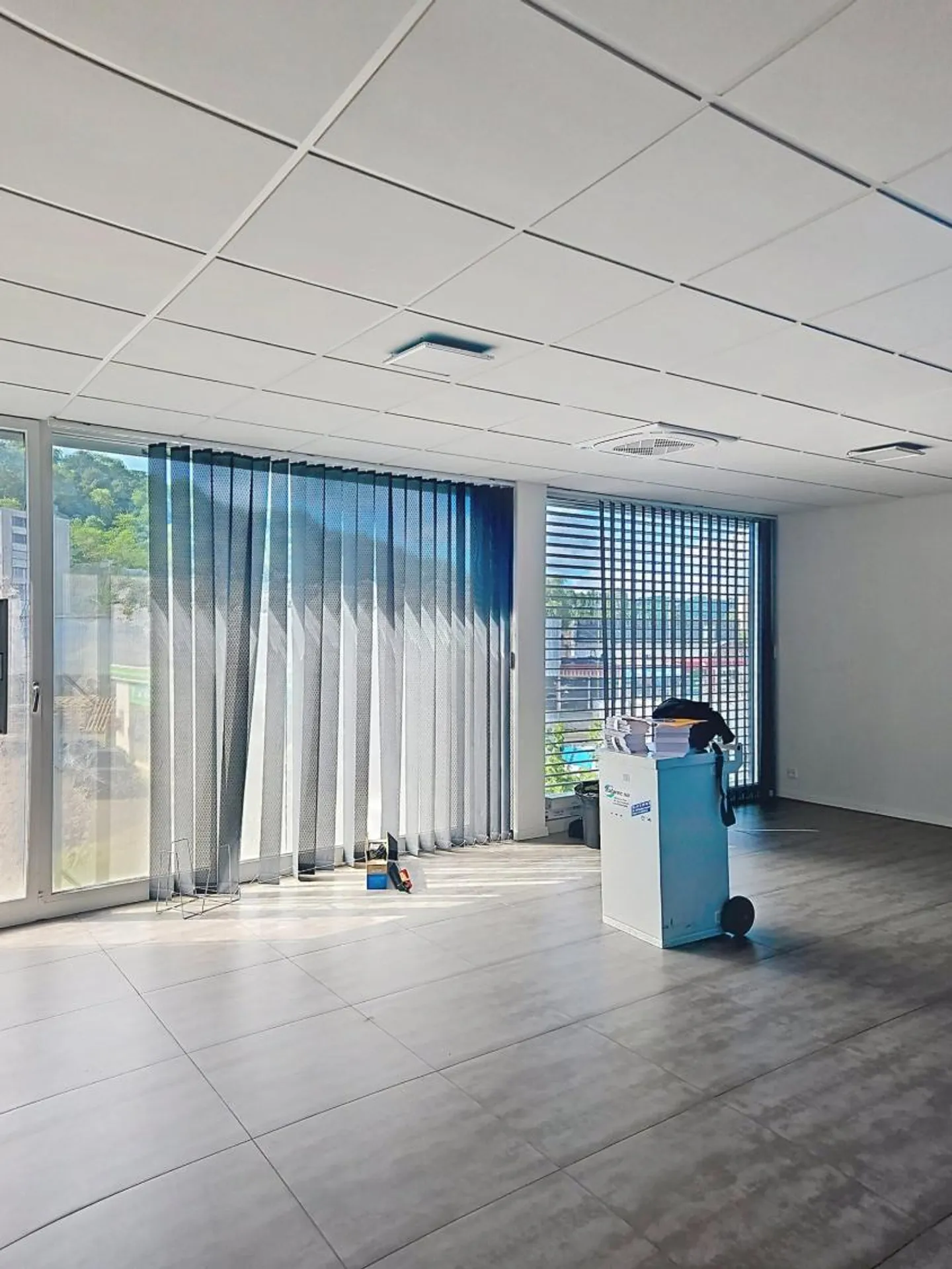 Geräumiger Büroraum zur Miete - Foto 6 von 9