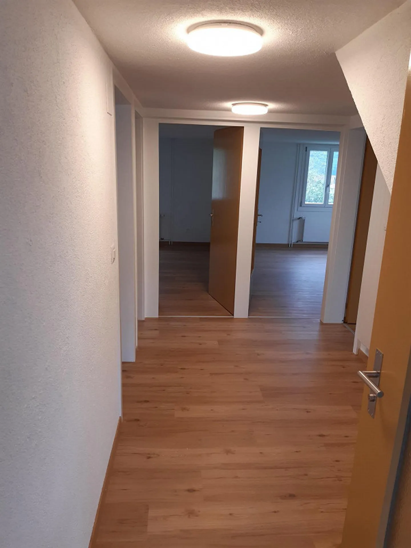 Appartamento 3.5 locali - Foto 4 di 11