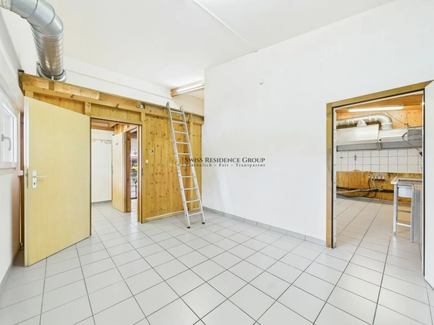 Spazio commerciale diversificato in una posizione ottimale - Foto 7 di 18