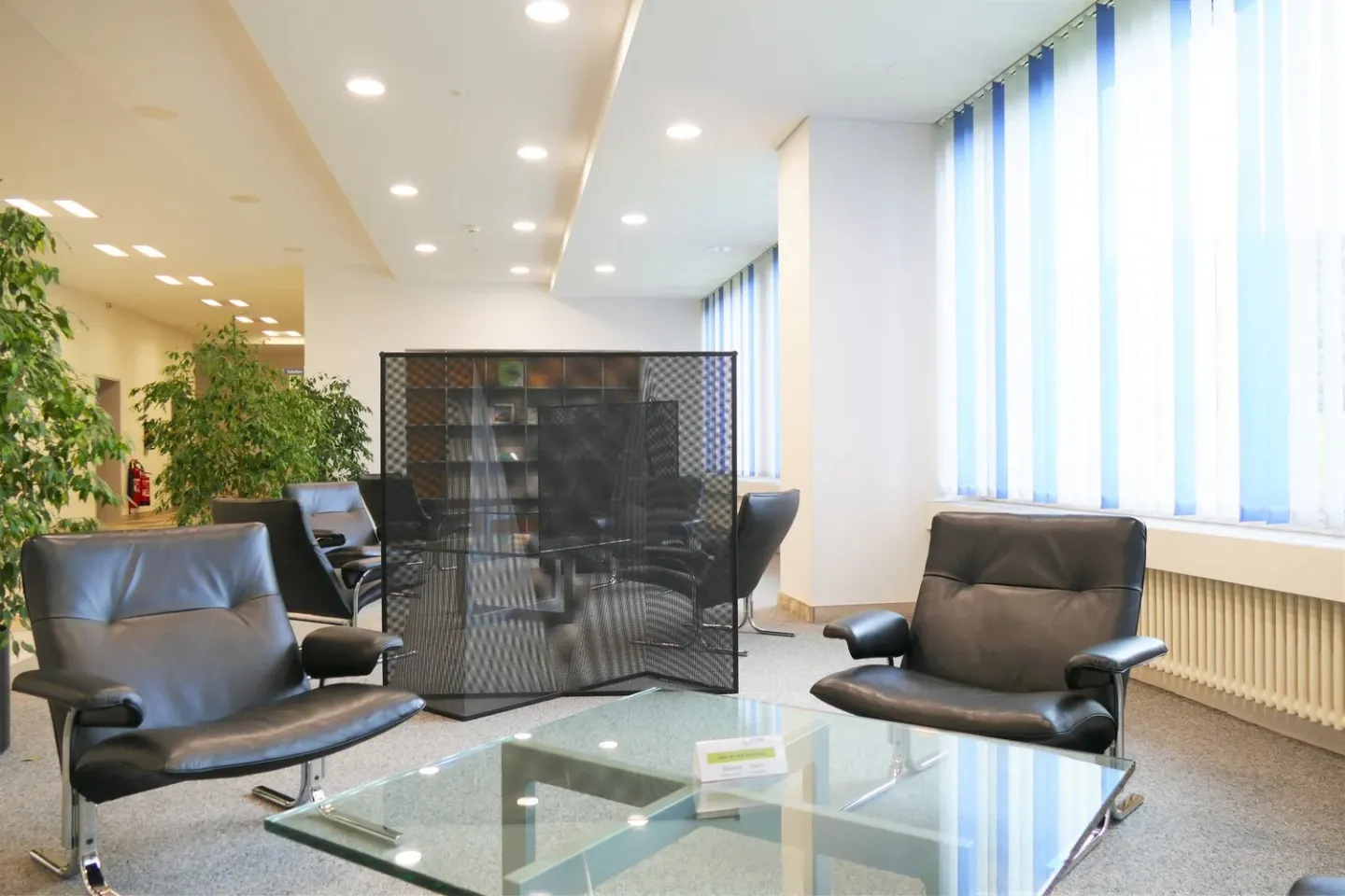 Zentral in Rüti -  Büroräume in Hochhaus mit Weitsicht - Foto 7 von 9