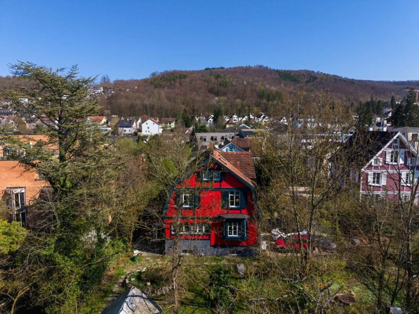 Charming Semi-Detached Family House with Large Garden - Photo 13 of 13