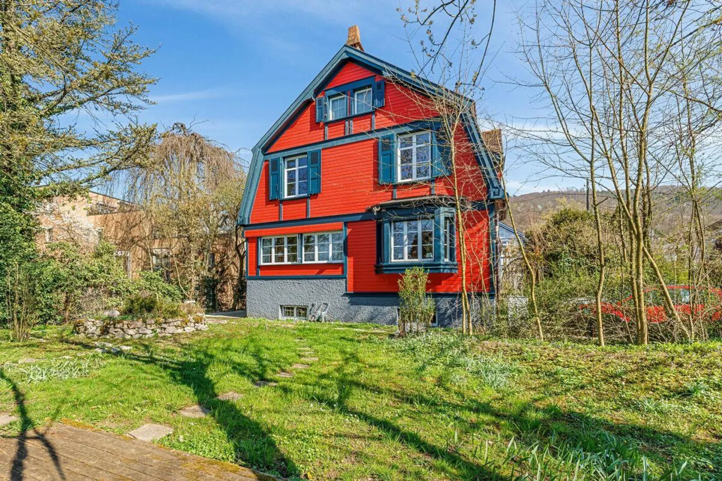 Charming Semi-Detached Family House with Large Garden - Photo 1 of 13