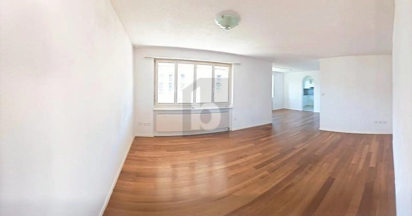 Quiet Jewel, Perfectly Accessible - Photo 5 of 6