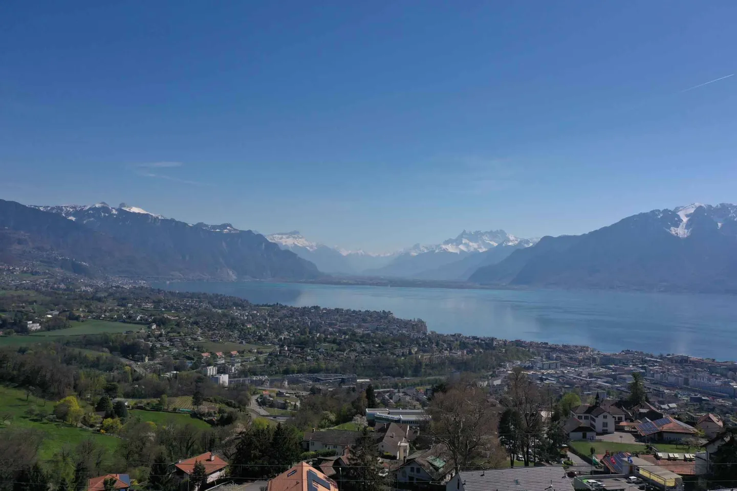 Moderne Villa mit atemberaubendem Blick - Foto 2 von 11