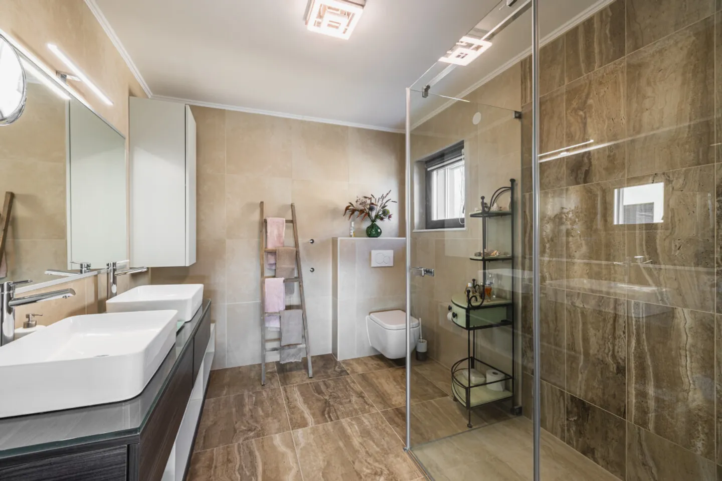 Modern Family House in Moiry - Photo 4 of 13