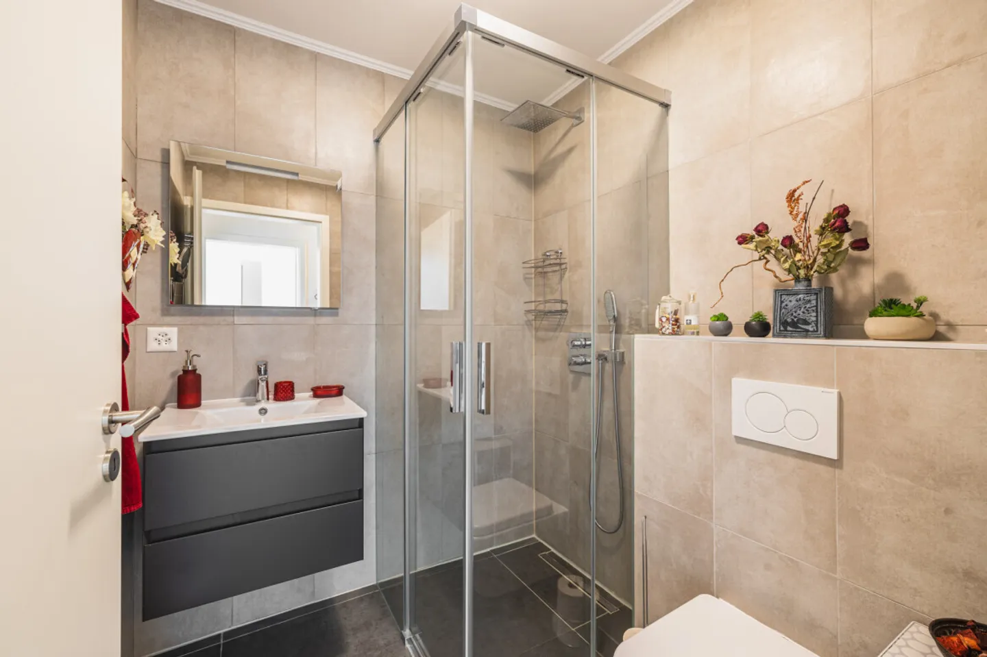 Modern Family House in Moiry - Photo 6 of 13