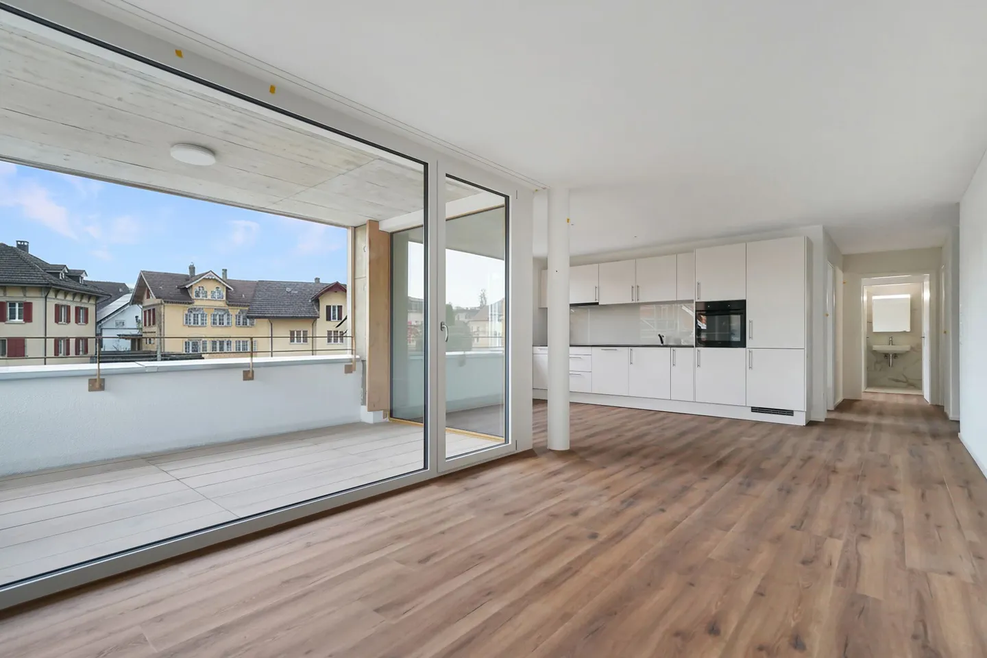 Move in, breathe, feel good - new apartment with sunny loggia - Photo 2 of 13