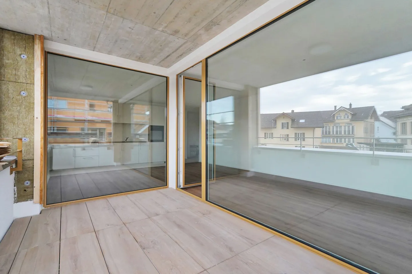 Move in, breathe, feel good - new apartment with sunny loggia - Photo 5 of 13