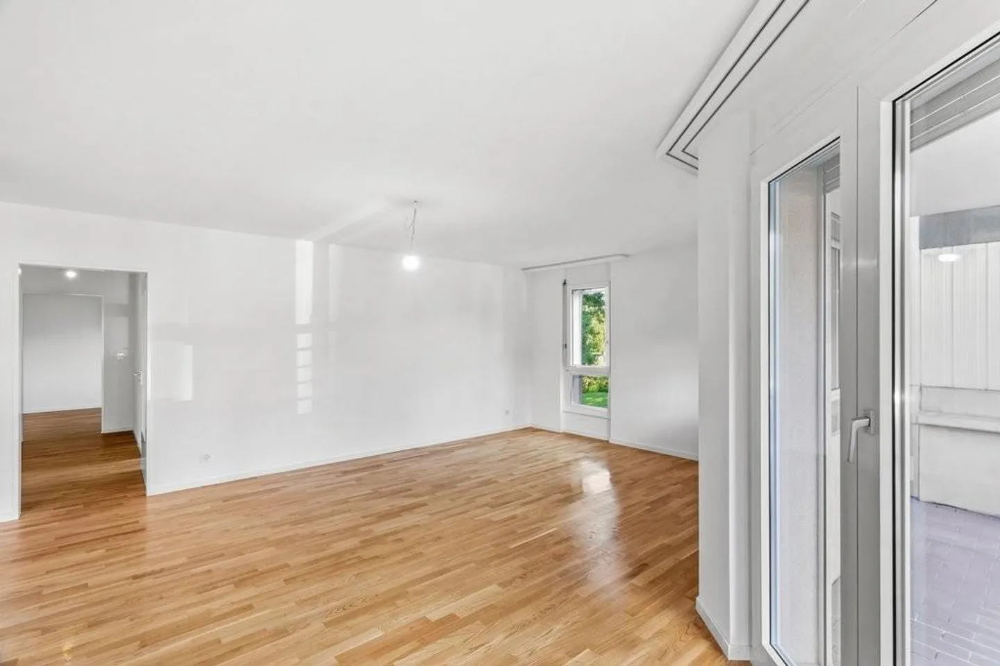 Would you like to live close to amenities? - Photo 5 of 8