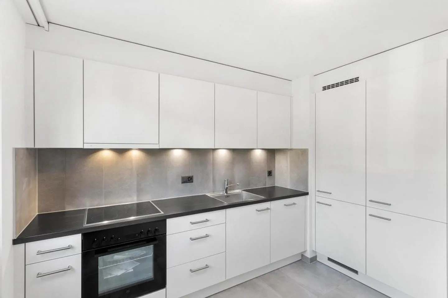 Would you like to live close to amenities? - Photo 6 of 8