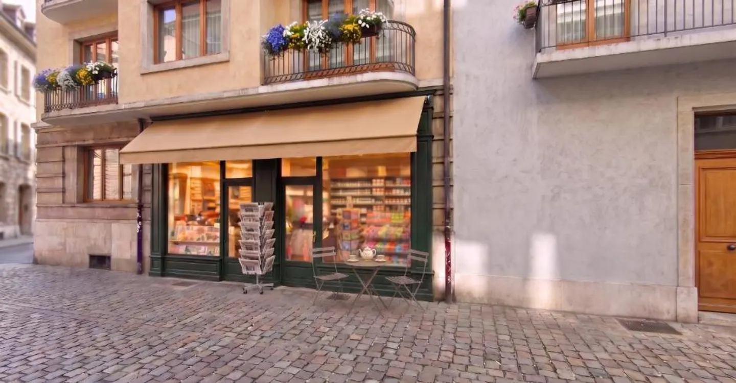 GENF: TABAK-KIOSK MIT KÜCHE UND TEA-ROOM-BEREICH ZU ÜBERNEHMEN - Foto 1 von 1