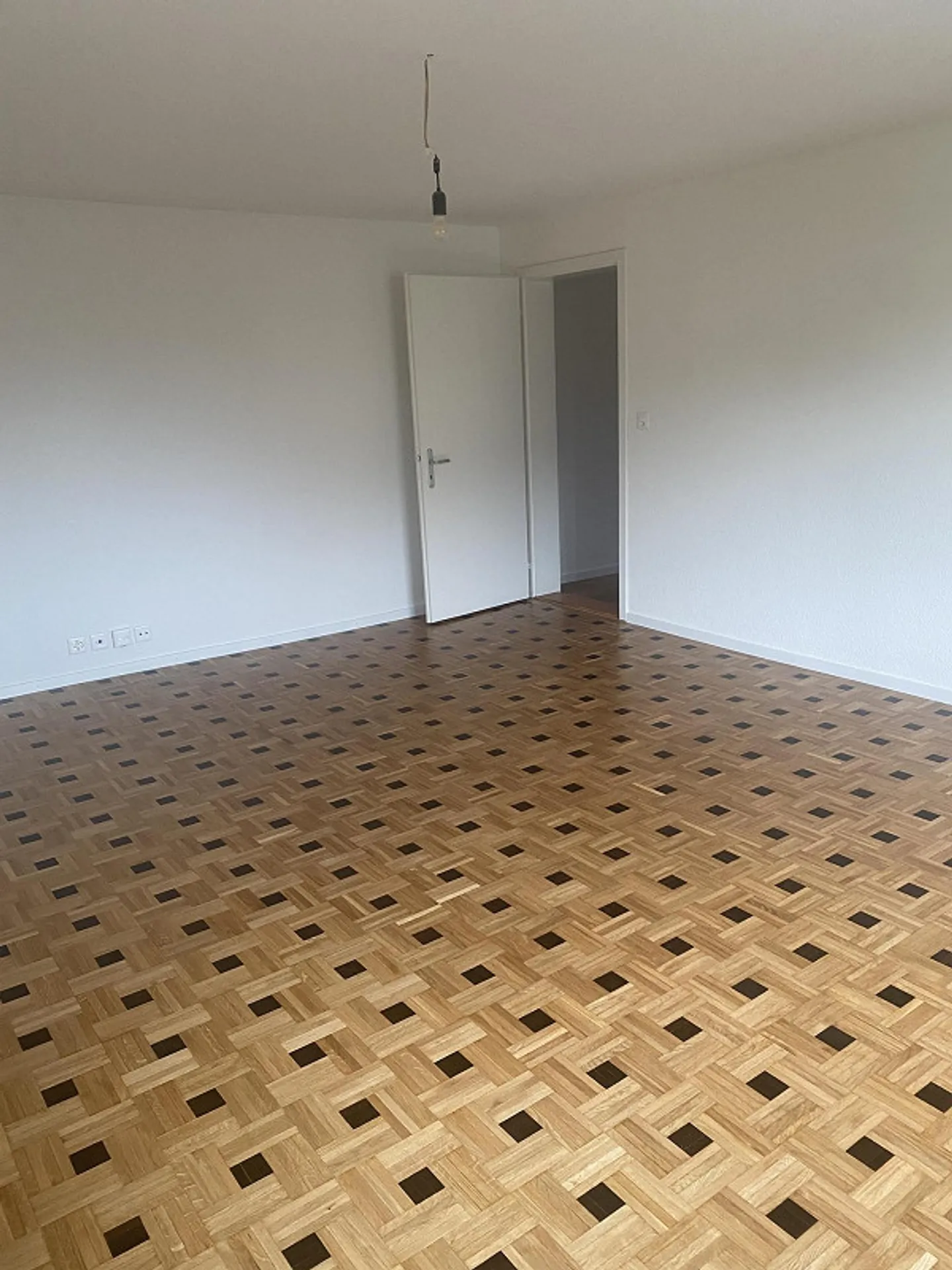 Ampio appartamento di 1,5 stanze - Foto 9 di 12