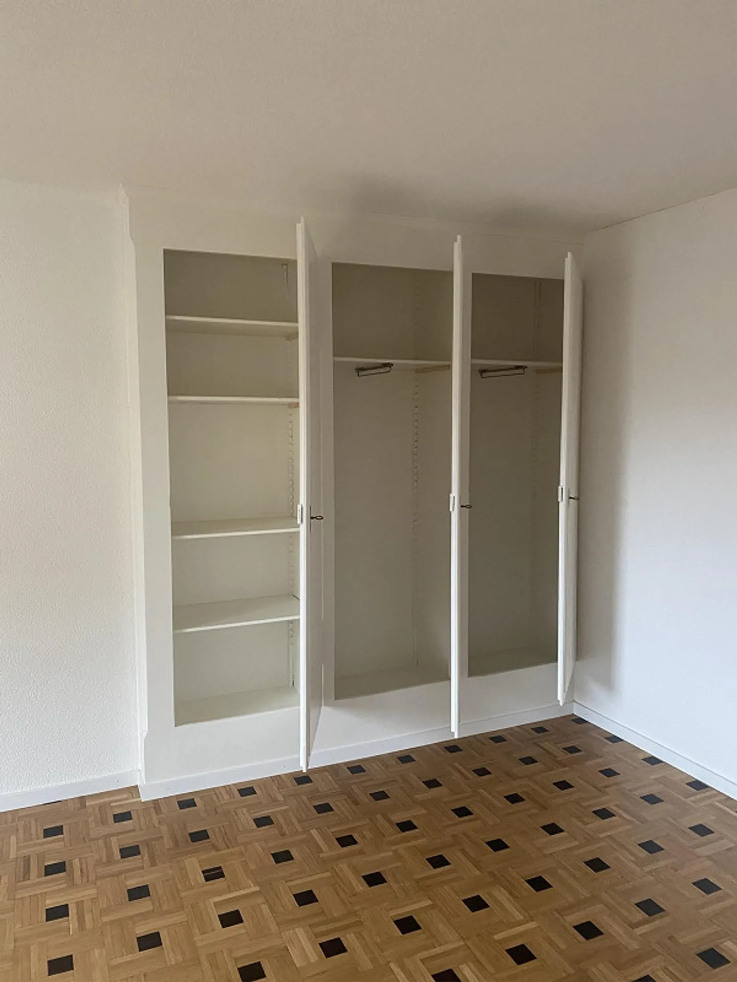 Ampio appartamento di 1,5 stanze - Foto 11 di 12