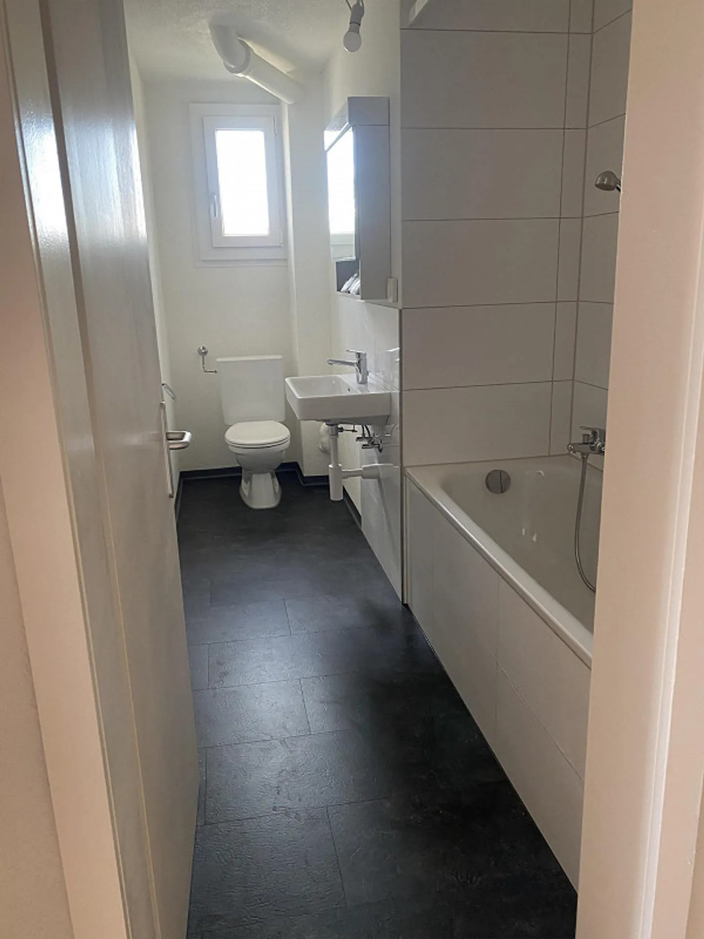 Ampio appartamento di 1,5 stanze - Foto 12 di 12