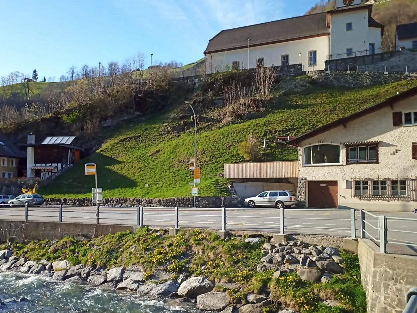 Building plot on a slope - Photo 4 of 5