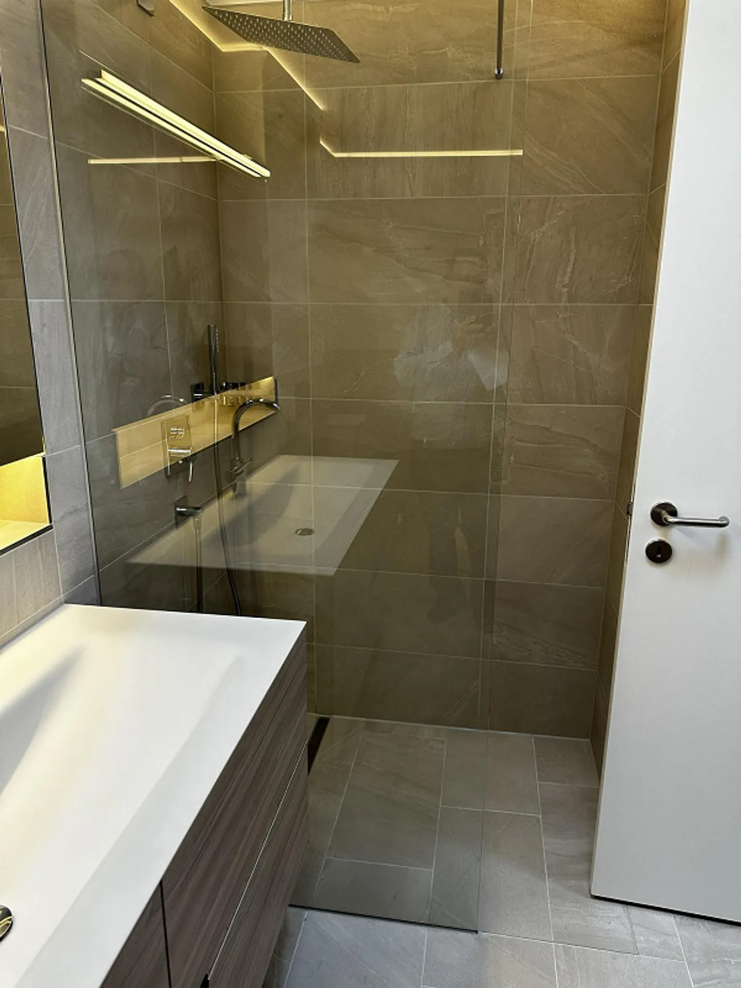 Beautiful 5 ½ row house in Sarnen - Photo 13 of 17