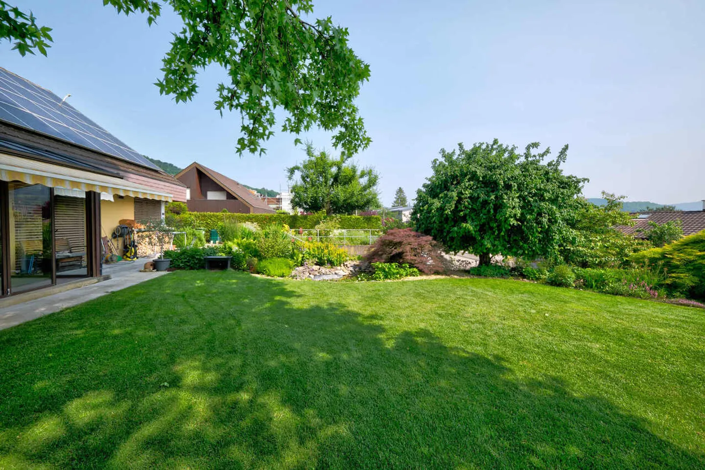 Casa familiare affascinante con giardino - Foto 2 di 10