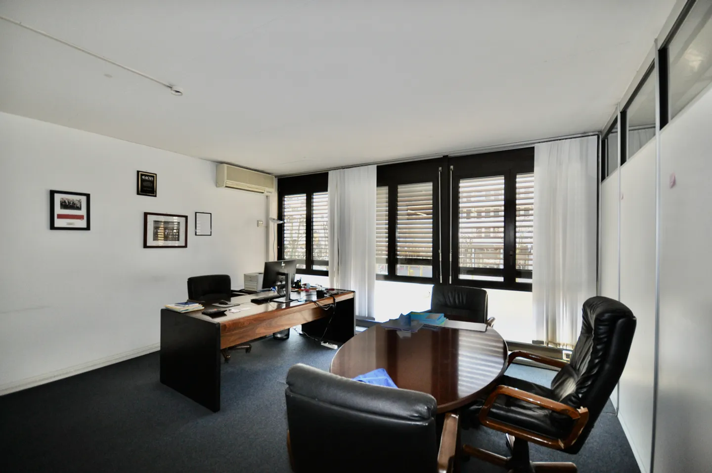 Office space for sale - Photo 8 of 13