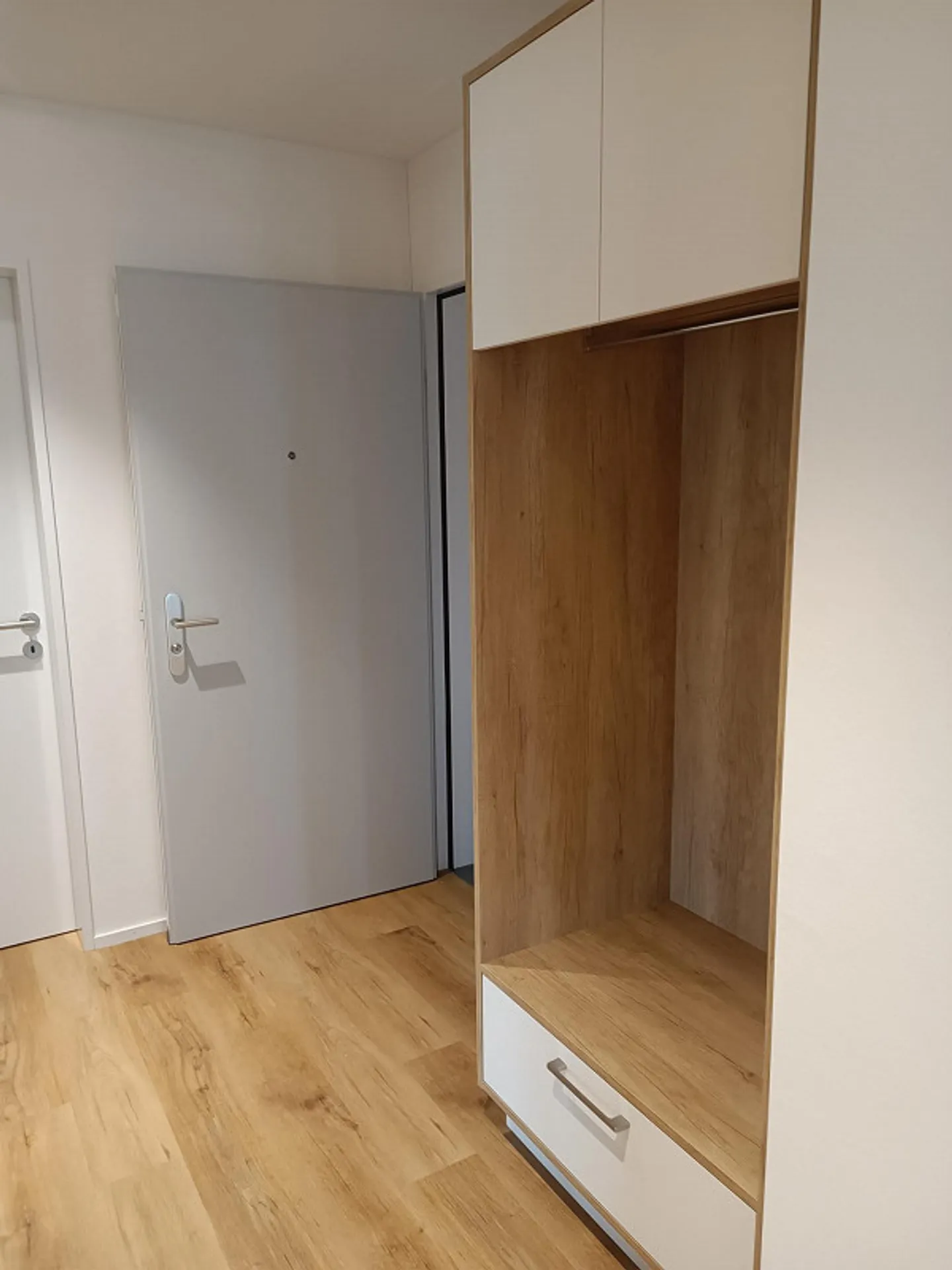 Floor apartment with a view of greenery - Photo 5 of 9