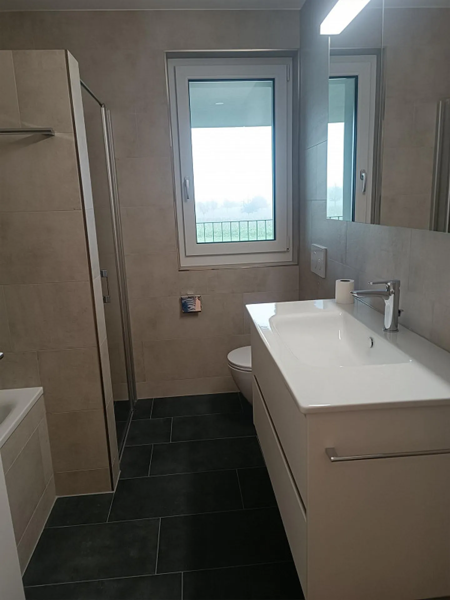 Floor apartment with a view of greenery - Photo 7 of 9