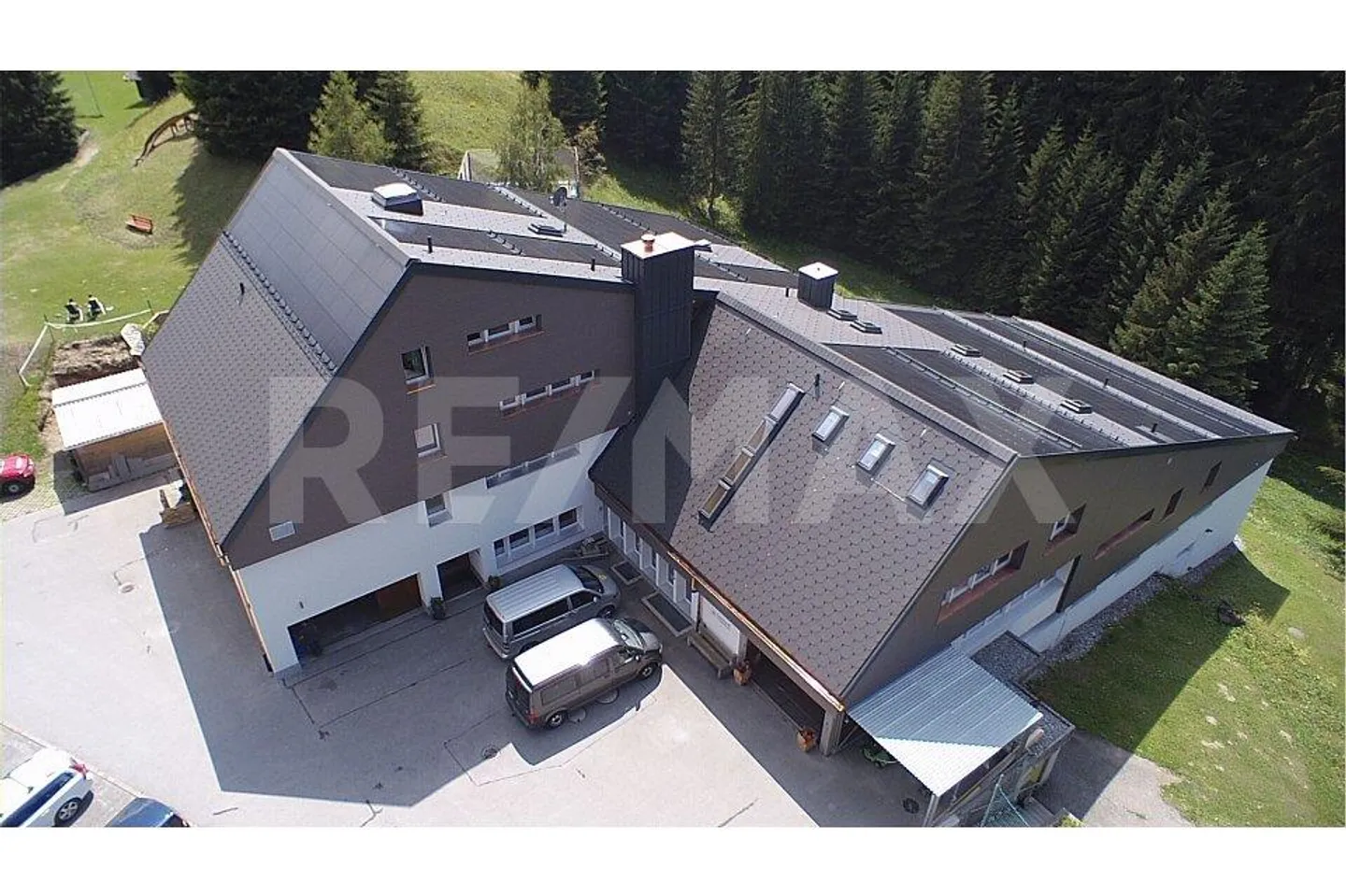 Casa per ospiti e proprietà multifunzionale nel cuore della zona turistica di Lenzerheide - Foto 6 di 13