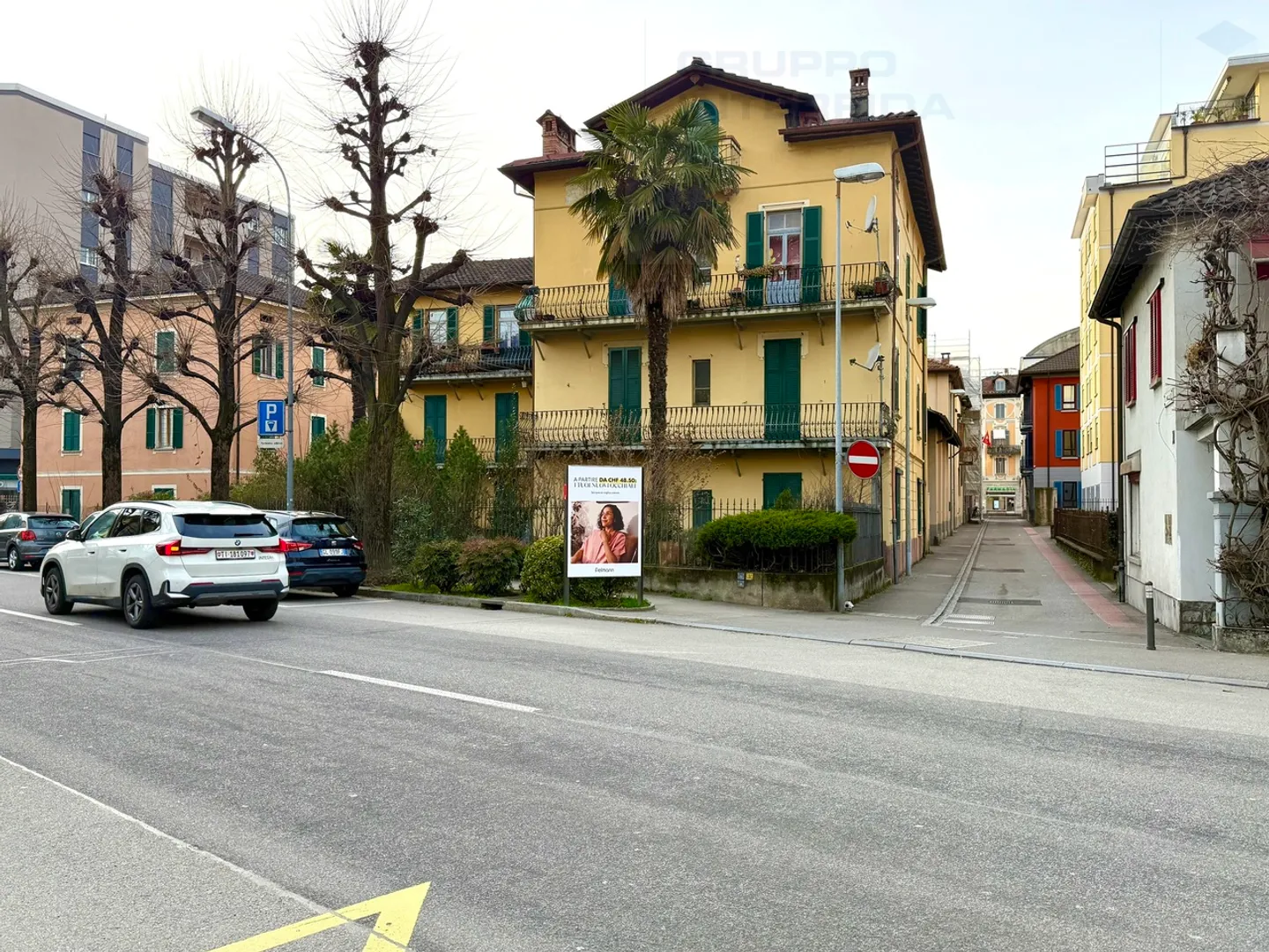 Maison de l'époque avec 9 appartements - Photo 4 sur 7
